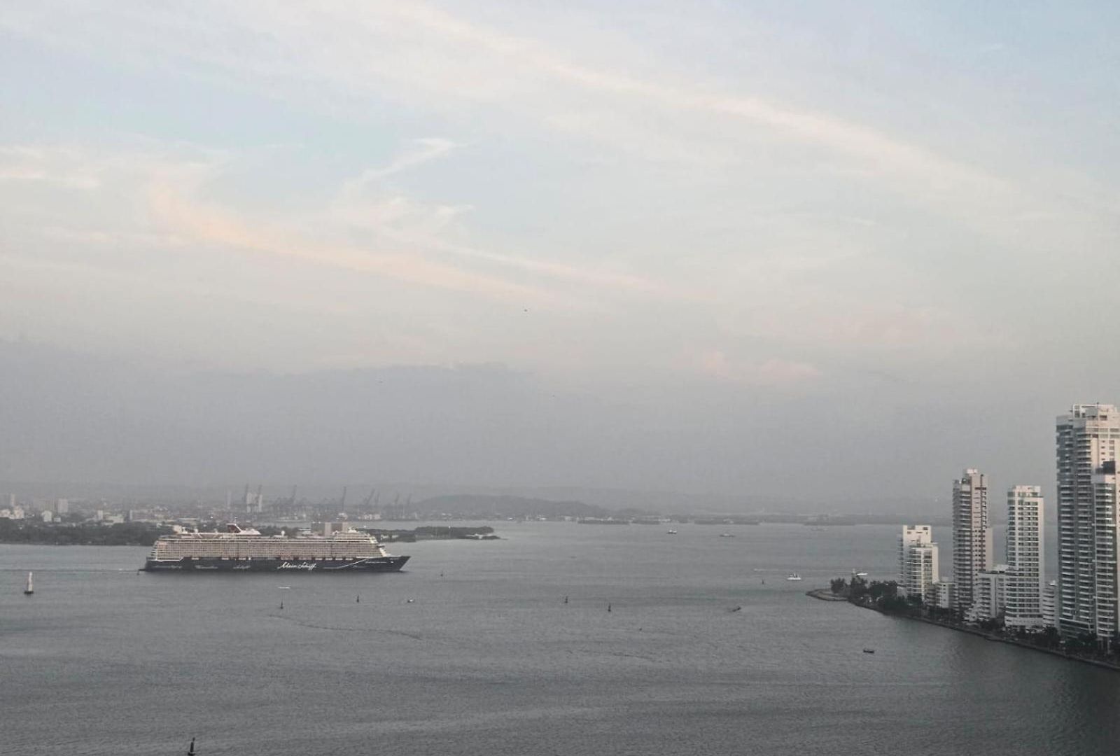 Apartamento Bocagrande -vista Al Mar, Bahía Y Ciudad Antigua - 3 Balcones Cartagena