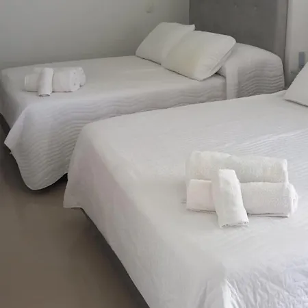 Apartamento Bocagrande -vista Al Mar, Bahía Y Ciudad Antigua - 3 Balcones *